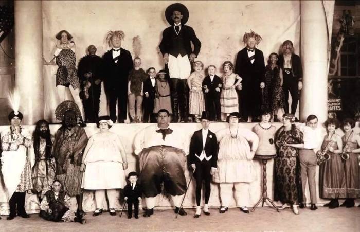 Истории и трагедии людей, выступавших в фрик-шоу Истории и трагедии людей, выступавших в фрик-шоу