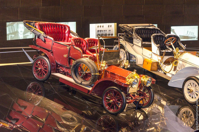 Экскурсия в Музей самодвижущихся экипажей компании Мерседес