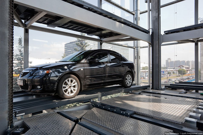 Как работает многоэтажный автоматизированный паркинг в Москве