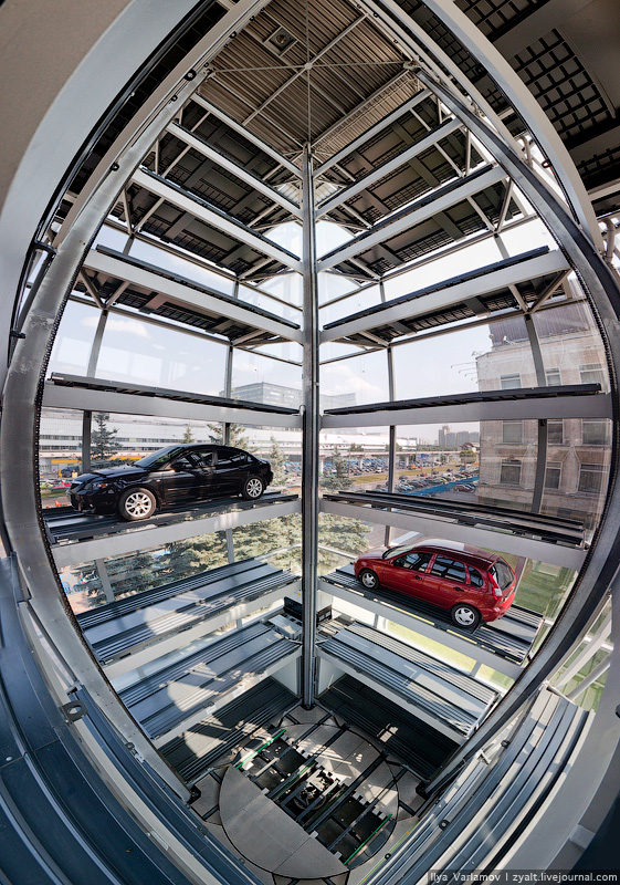 Как работает многоэтажный автоматизированный паркинг в Москве