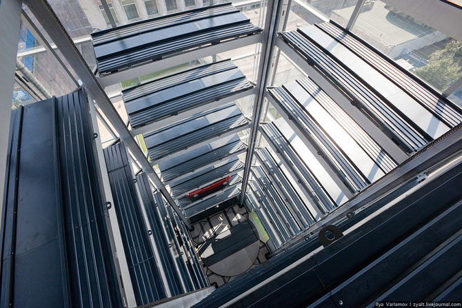 Как работает многоэтажный автоматизированный паркинг в Москве