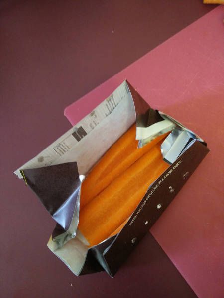 Идея для розыгрыша мужчинам, уверенным в своих вторых половинках