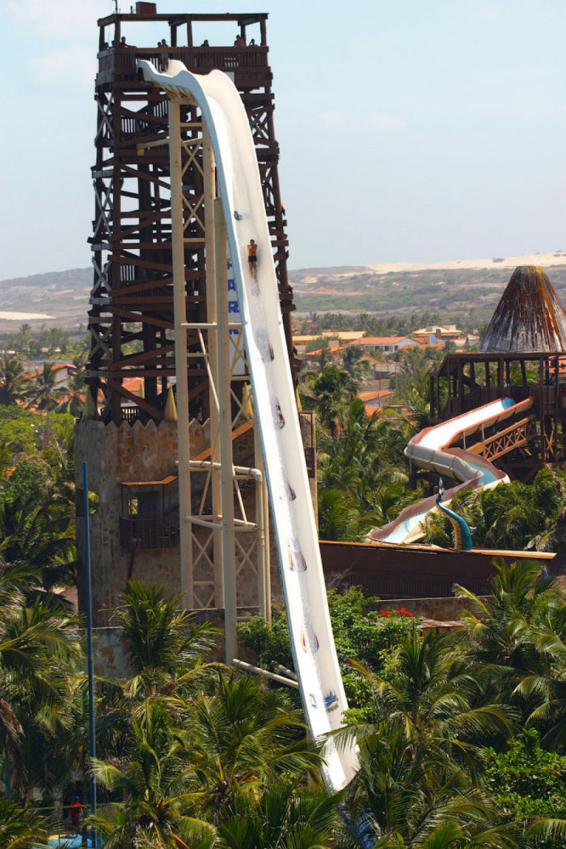 13 сумасшедших аттракционов, от которых сносит крышу