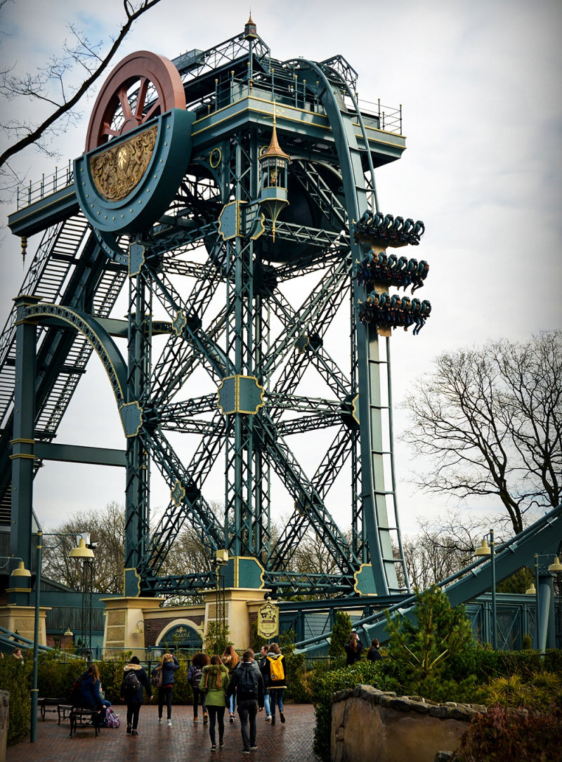 13 сумасшедших аттракционов, от которых сносит крышу