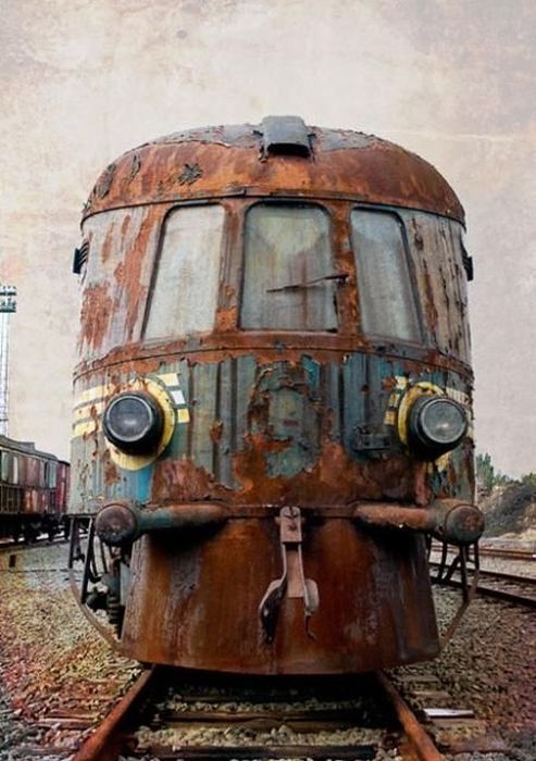 Любопытные фото заброшенных мест