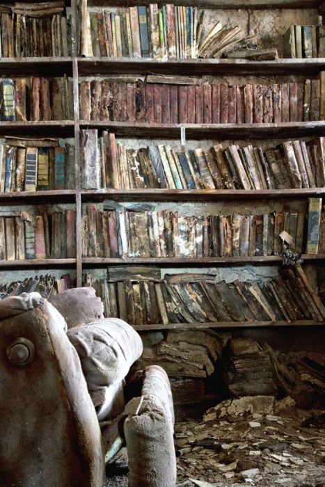 Любопытные фото заброшенных мест