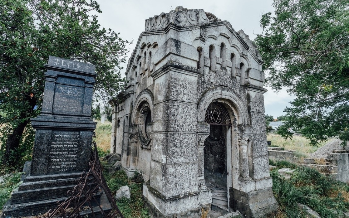 Ужасные истории о том, как люди спали с мертвецами. Часть 2