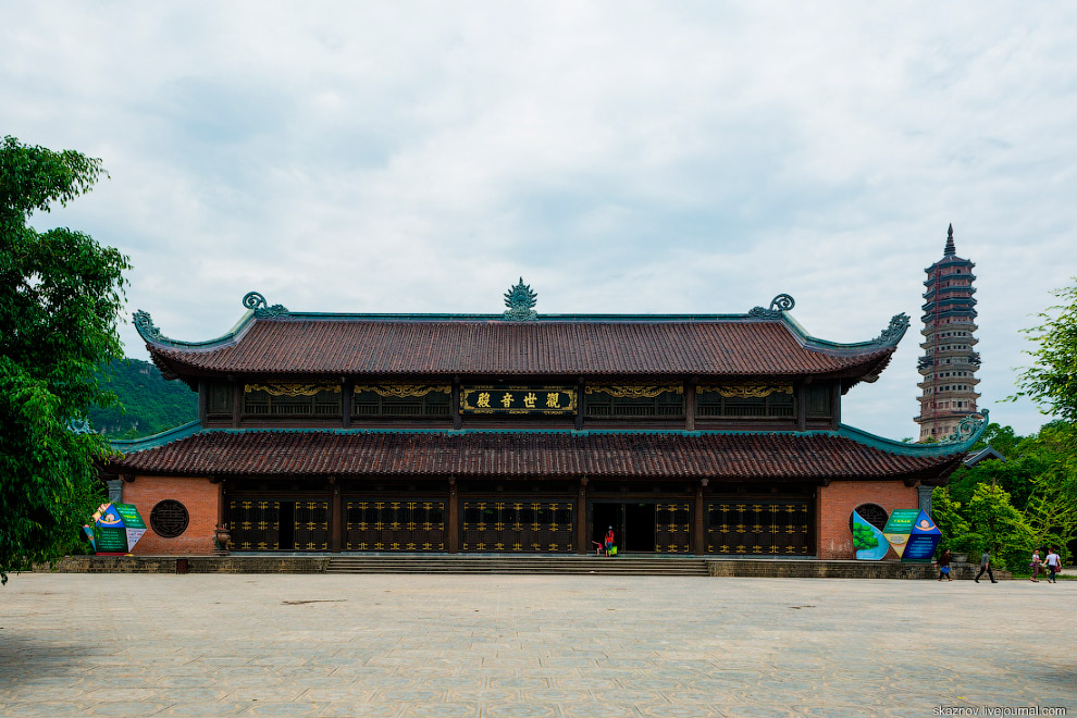 Крупнейший буддистский комплекс во Вьетнаме Bai Dinh