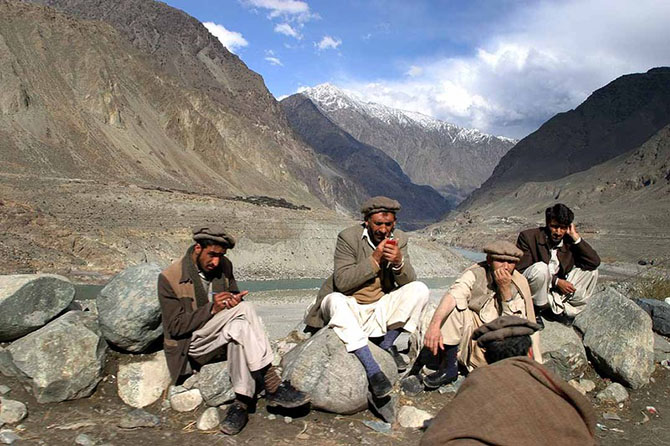 9 языков с причудливыми особенностями