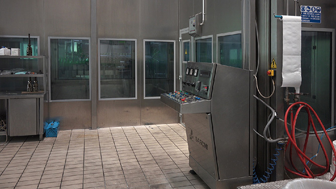 Как бутилируют минеральную воду в Италии (36 фото)