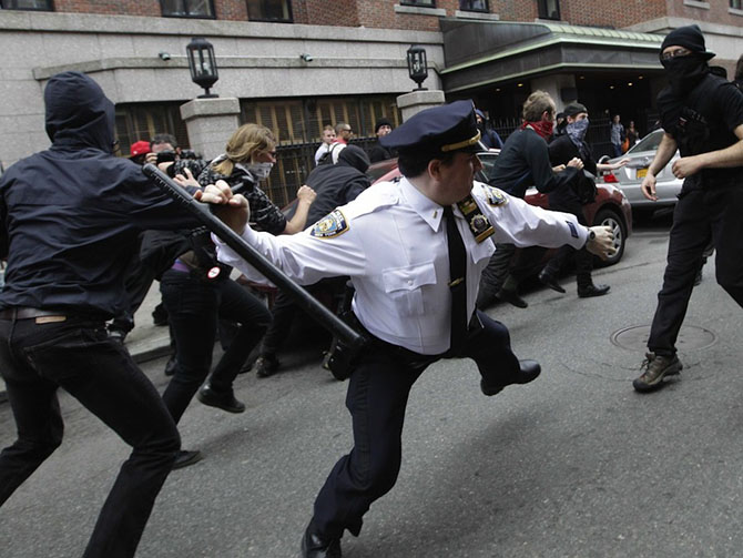 10 сообщений в Twitter с плохими последствиями для авторов 10 сообщений в Twitter с плохими последствиями для авторов