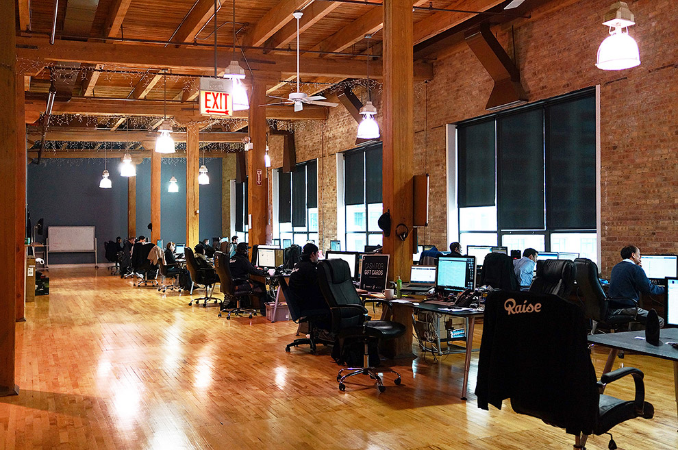 Необычная экскурсия в Лофт Проект ЭТАЖИ