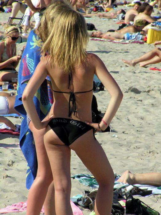 Девушки на пляже (45 фото)