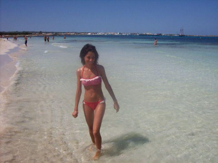 Девушки на пляже (45 фото)