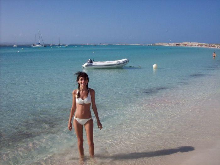 Девушки на пляже (45 фото)