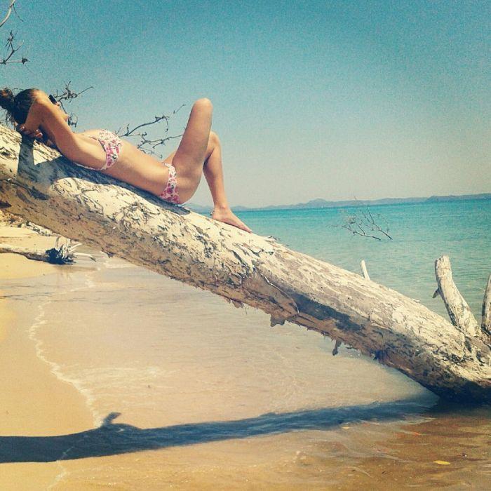 Девушки на пляже (45 фото)