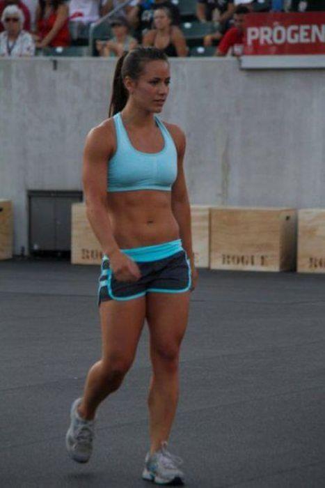 Спортивные девушки (47 фото)