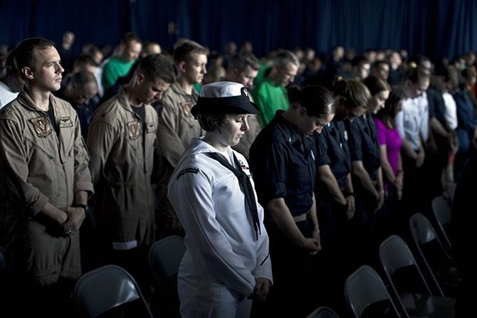 Жизнь на авианосце