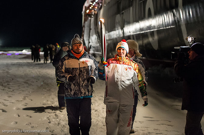 Как прошла эстафета Олимпийского огня на Северном полюсе Как прошла эстафета Олимпийского огня на Северном полюсе