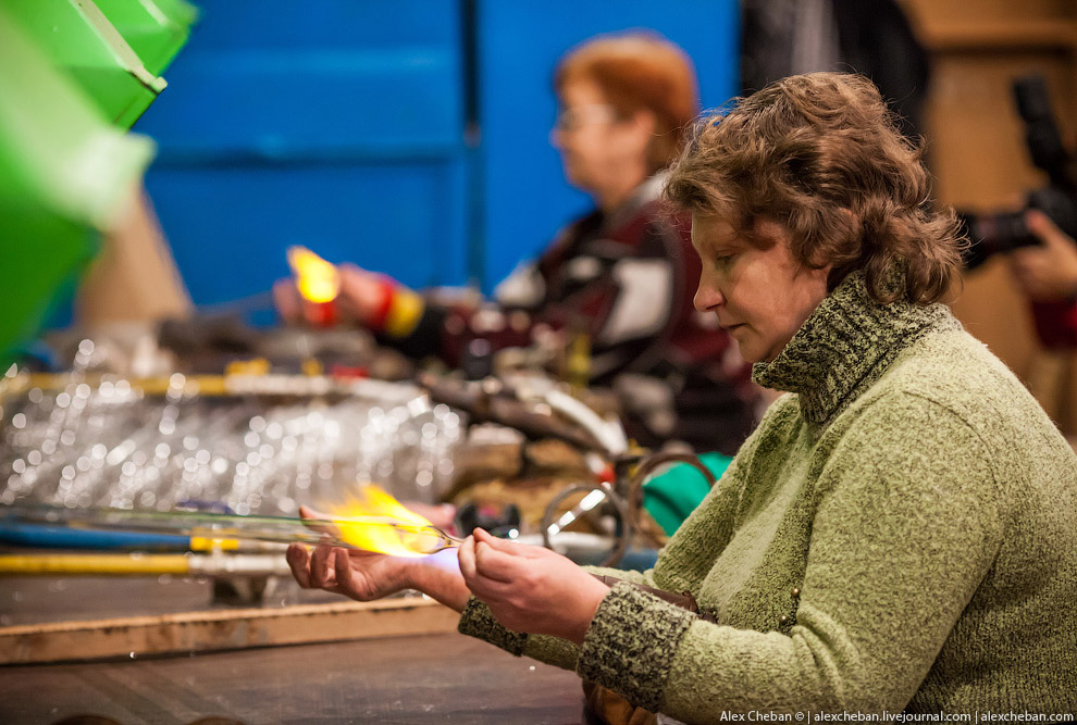 Производство елочных игрушек