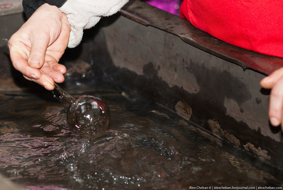 Производство елочных игрушек