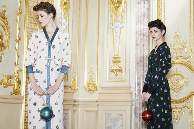 Известный российский дизайнер предлагает встречать Новый год в нарядных пижамах и халатах