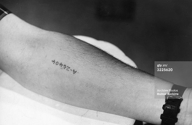 70 лет назад Красная армия освободила лагерь смерти Освенцим 70 лет назад Красная армия освободила лагерь смерти Освенцим