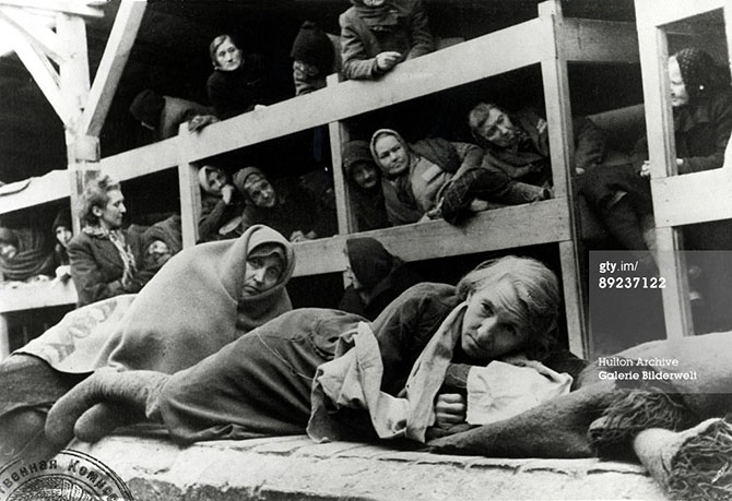 70 лет назад Красная армия освободила лагерь смерти Освенцим 70 лет назад Красная армия освободила лагерь смерти Освенцим