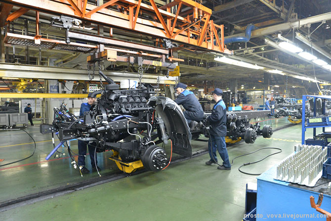 Как рождаются КАМАЗы (31 фото)