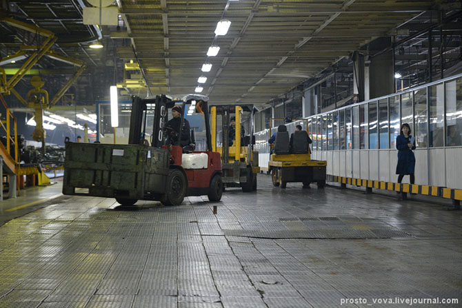 Как рождаются КАМАЗы (31 фото)