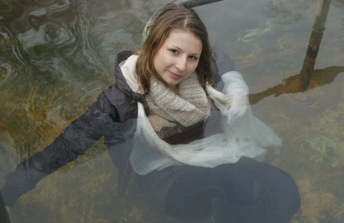 Мокрые девушки (37 фото)