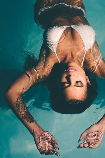 Девушки и вода