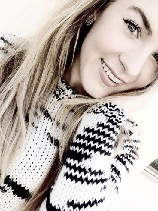 Девушки улыбаются (36 фото)