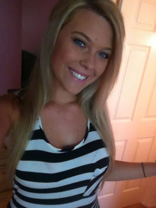 Девушки улыбаются (36 фото)