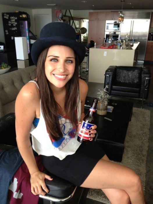 Девушки улыбаются (36 фото)