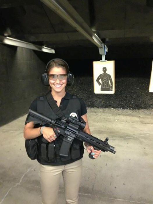 Девушки улыбаются (36 фото)