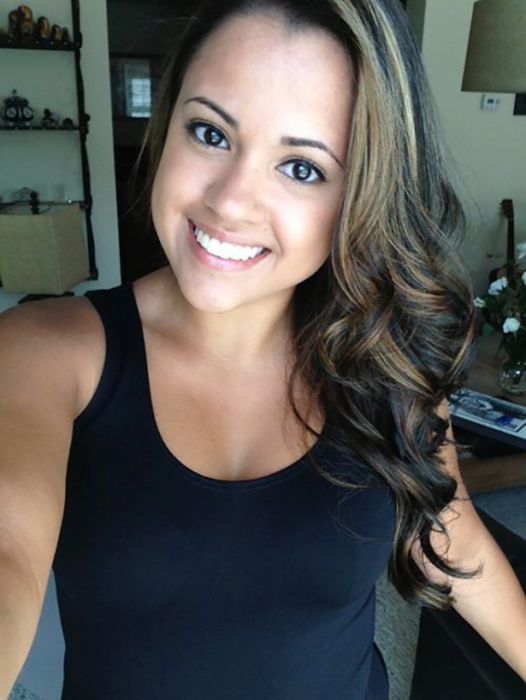 Девушки улыбаются (36 фото)