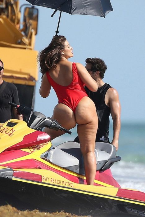 Привлекательные девушки