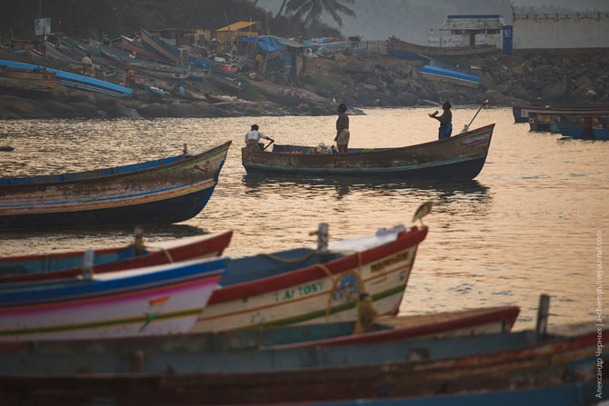 По ту сторону курорта. Морской порт Вижинджам По ту сторону курорта. Морской порт Вижинджам
