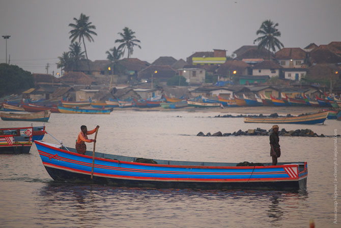 По ту сторону курорта. Морской порт Вижинджам По ту сторону курорта. Морской порт Вижинджам