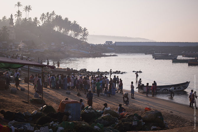 По ту сторону курорта. Морской порт Вижинджам По ту сторону курорта. Морской порт Вижинджам
