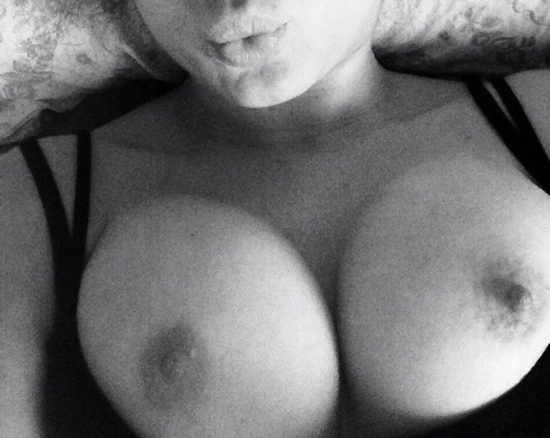 Группа: "Пошлые селфи"