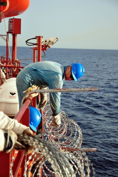 Способы защиты судна от сомалийских пиратов