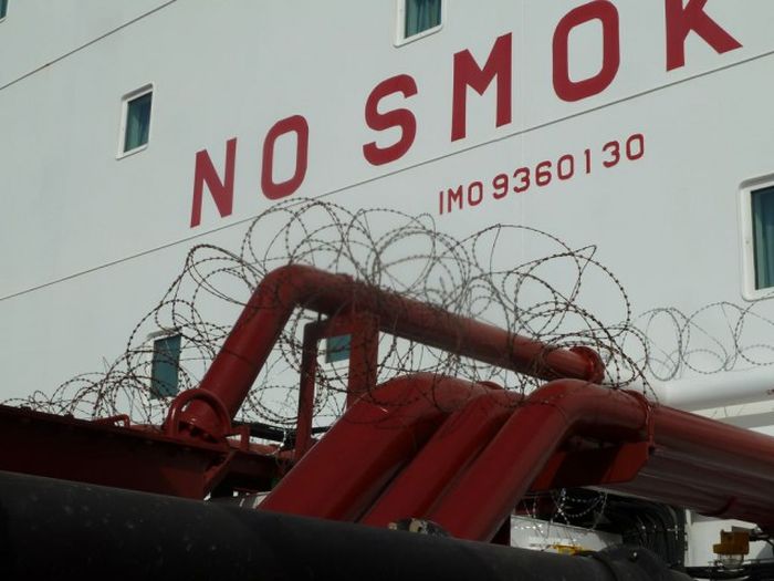 Способы защиты судна от сомалийских пиратов