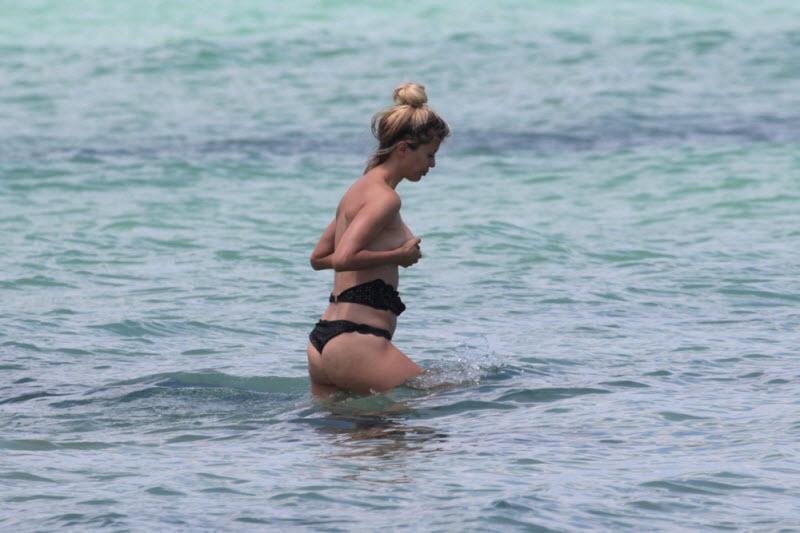 Виктория Боня разделась в Майами