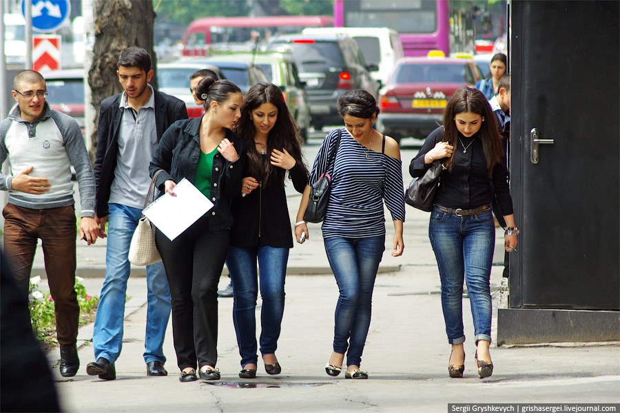 Прогулка по Еревану Прогулка по Еревану