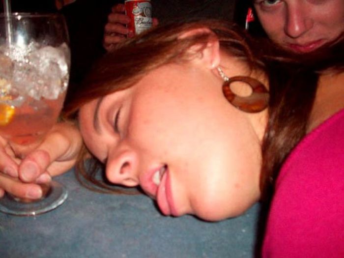 Пьяные девчонки