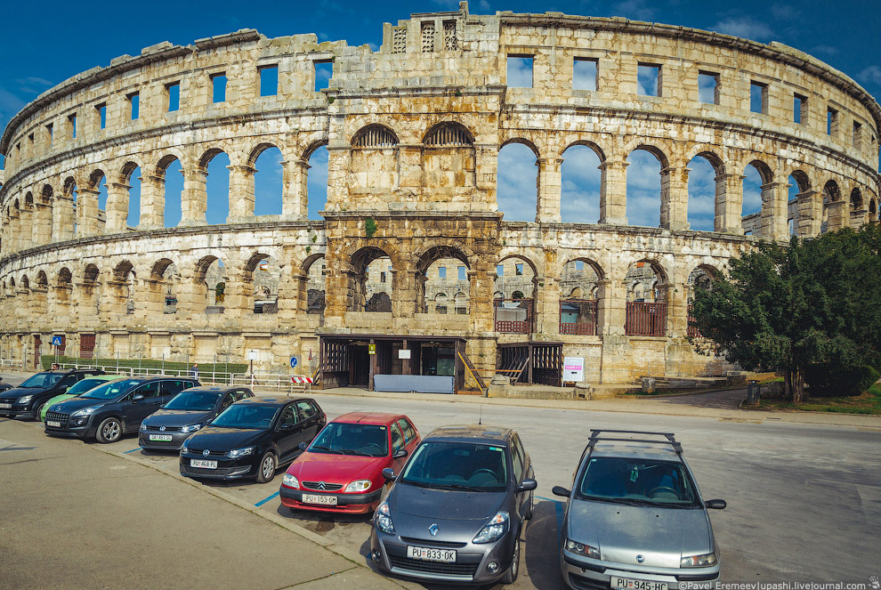 Древний амфитеатр в Хорватии Древний амфитеатр в Хорватии
