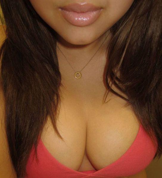 Девушки с сексуальными губами (35 фото)