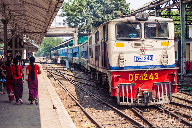 Как ездят на электричках в Юго-Восточной Азии